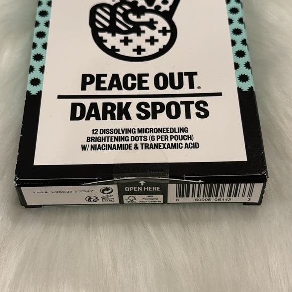 70. PEACE OUT DARK SPOTS MICRONEEDLING DOTS - Picture 2 of 3